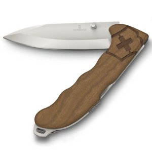 VICTORINOX 0.9415.D630 - Evoke Alox Walnut Wood nůž